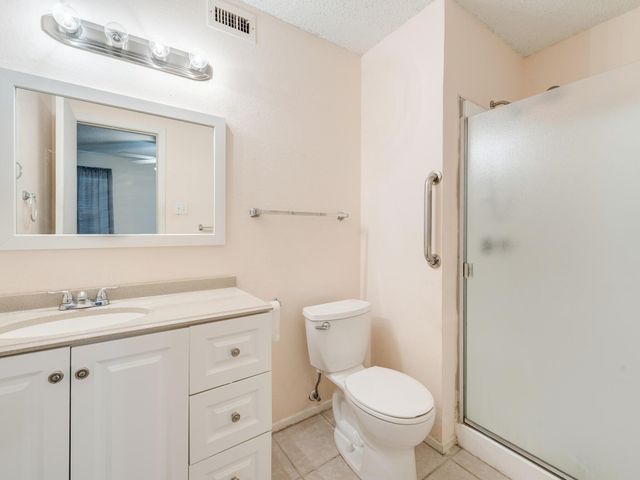 632 Timberline Drive, Hurst, TX 76053