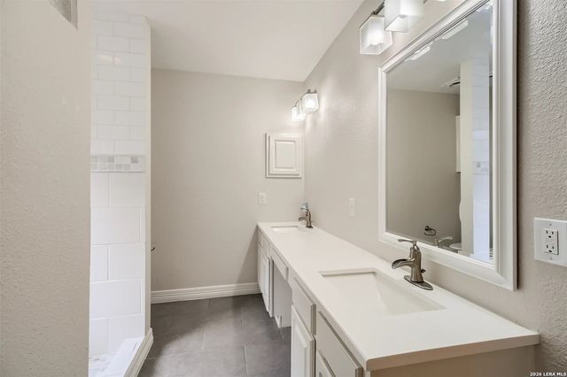 16815 Brookwood, San Antonio, TX 78248