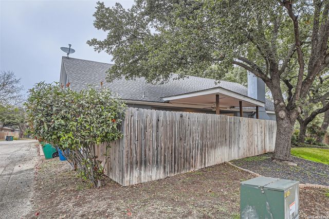 16815 Brookwood, San Antonio, TX 78248