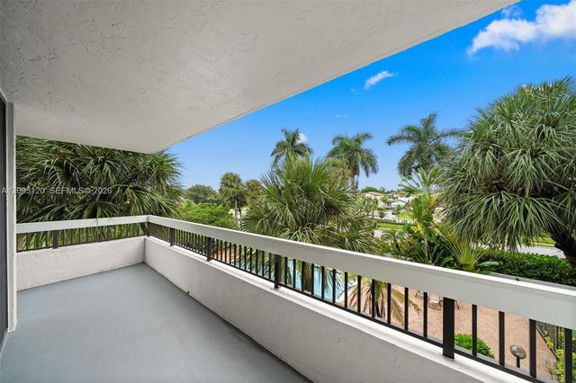23200 Camino Del Mar 305, Boca Raton, FL 33433