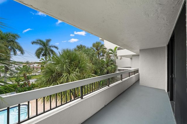 23200 Camino Del Mar 305, Boca Raton, FL 33433