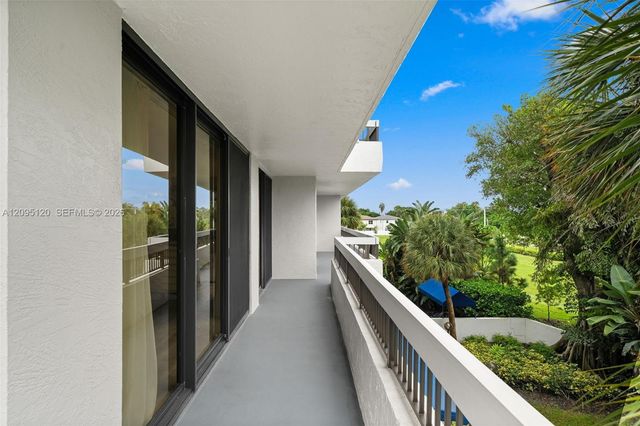 23200 Camino Del Mar 305, Boca Raton, FL 33433