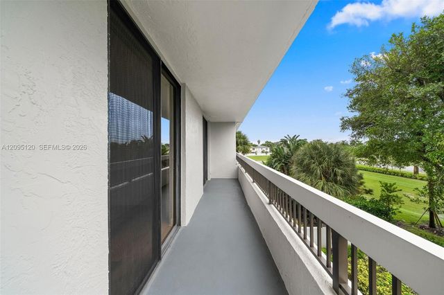 23200 Camino Del Mar 305, Boca Raton, FL 33433