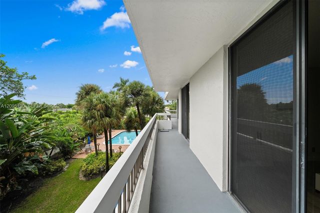 23200 Camino Del Mar 305, Boca Raton, FL 33433