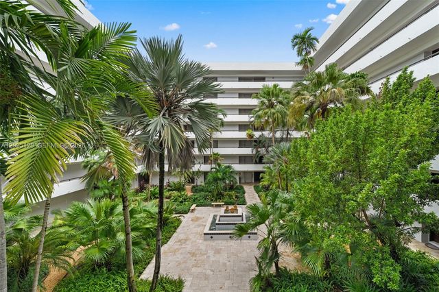 23200 Camino Del Mar 305, Boca Raton, FL 33433
