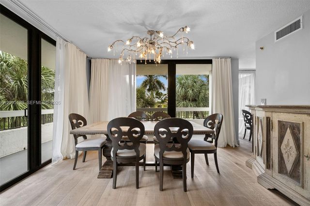 23200 Camino Del Mar 305, Boca Raton, FL 33433