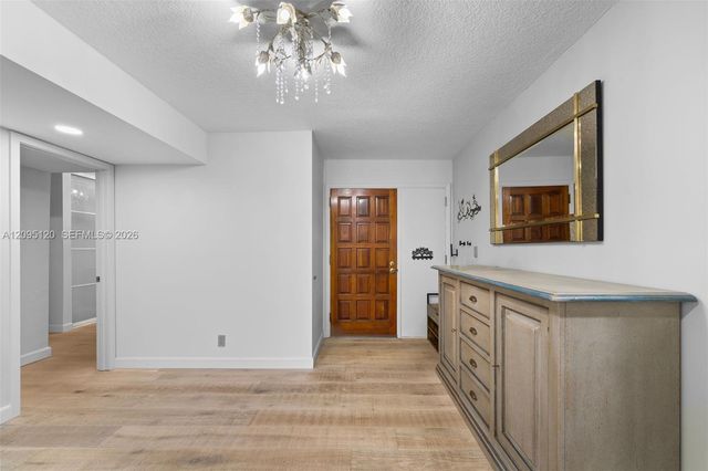 23200 Camino Del Mar 305, Boca Raton, FL 33433