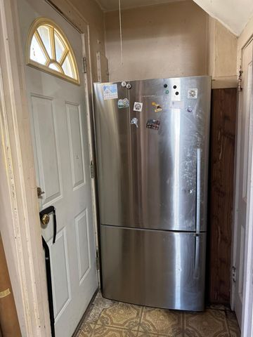 1438 Stanford Avenue, Saint Paul, MN 55105