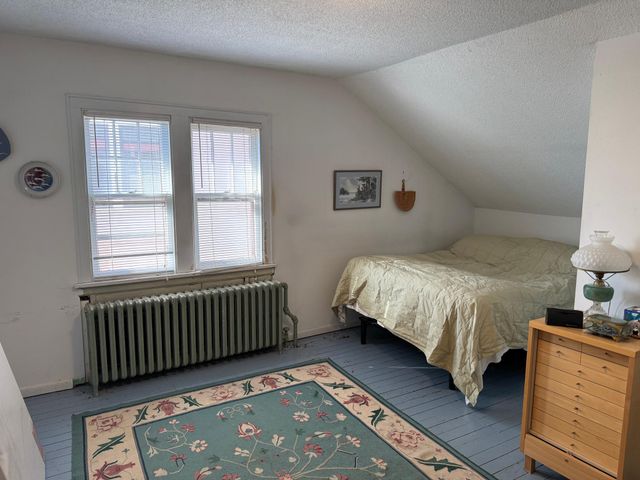 1438 Stanford Avenue, Saint Paul, MN 55105