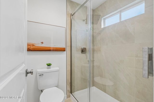 73 Red Hill Road, Manchester, NJ 08759