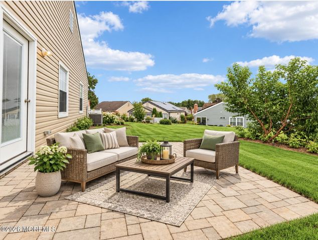 73 Red Hill Road, Manchester, NJ 08759