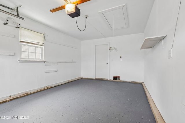 73 Red Hill Road, Manchester, NJ 08759