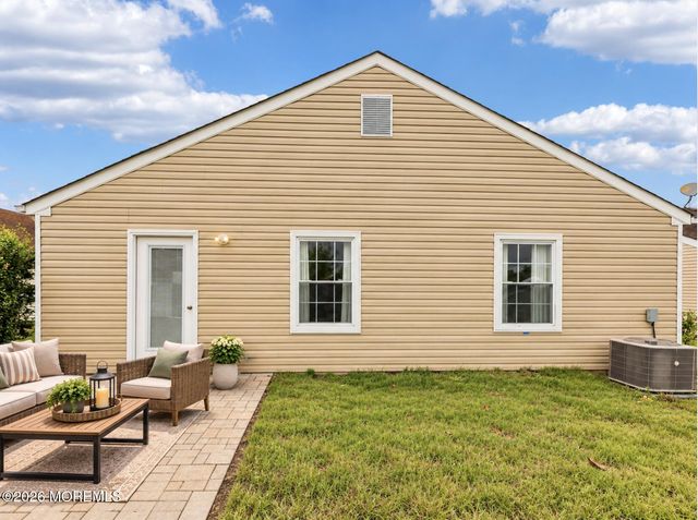 73 Red Hill Road, Manchester, NJ 08759