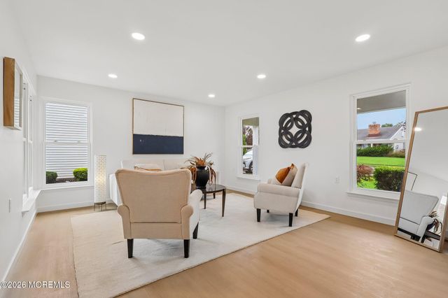 73 Red Hill Road, Manchester, NJ 08759