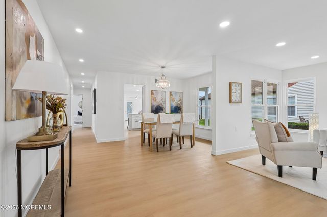 73 Red Hill Road, Manchester, NJ 08759