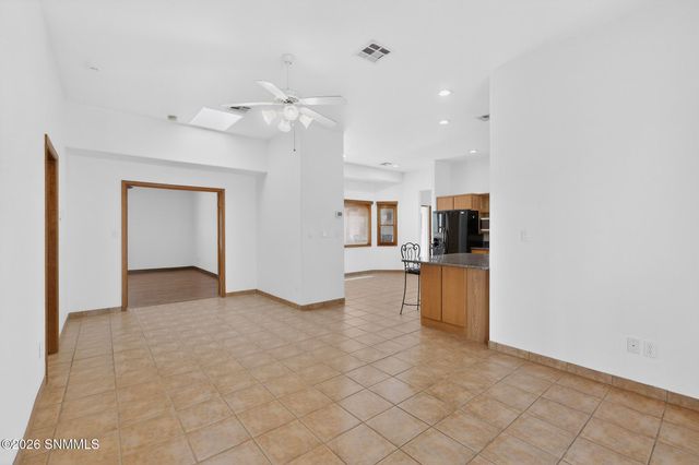 5875 N Jornada Road, Las Cruces, NM 88012