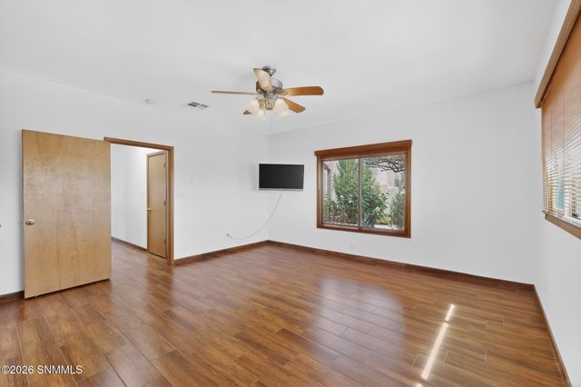 5875 N Jornada Road, Las Cruces, NM 88012