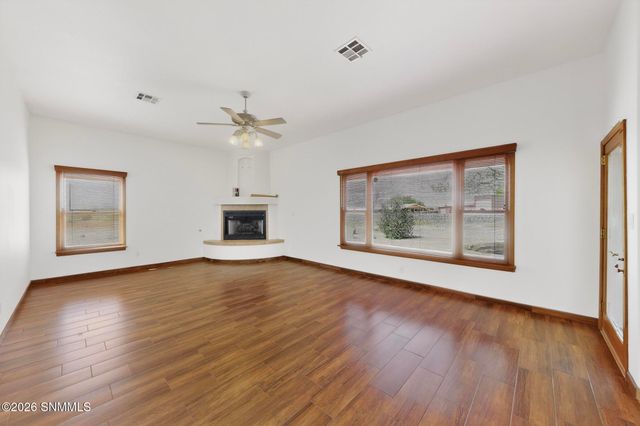 5875 N Jornada Road, Las Cruces, NM 88012