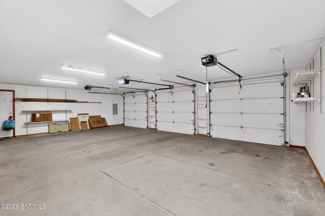 5875 N Jornada Road, Las Cruces, NM 88012