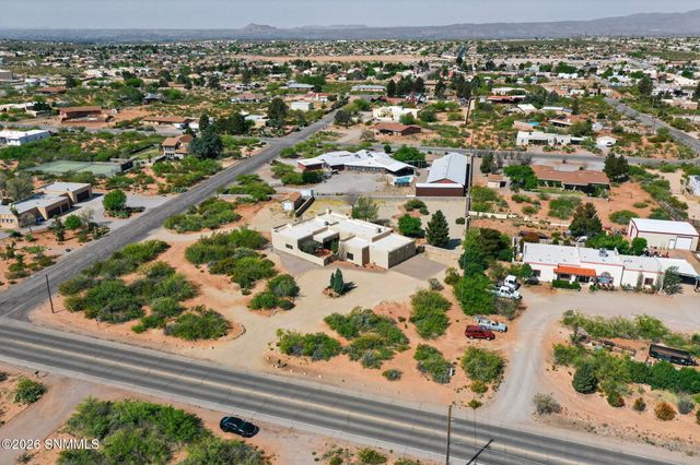 5875 N Jornada Road, Las Cruces, NM 88012