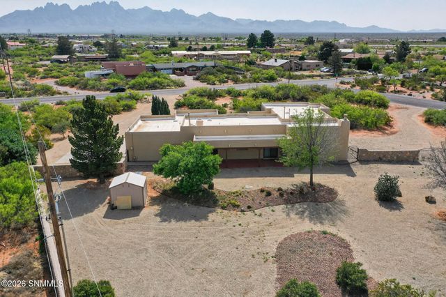 5875 N Jornada Road, Las Cruces, NM 88012