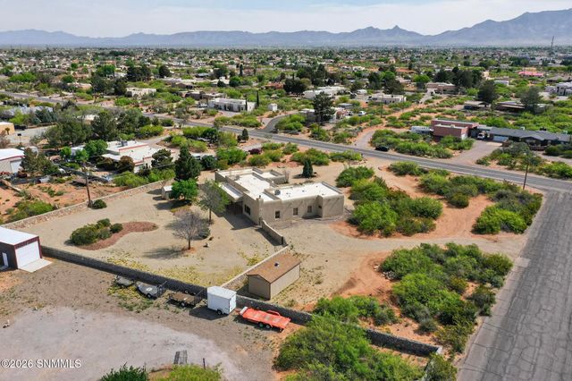 5875 N Jornada Road, Las Cruces, NM 88012