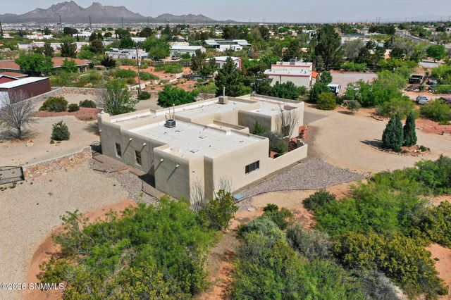 5875 N Jornada Road, Las Cruces, NM 88012
