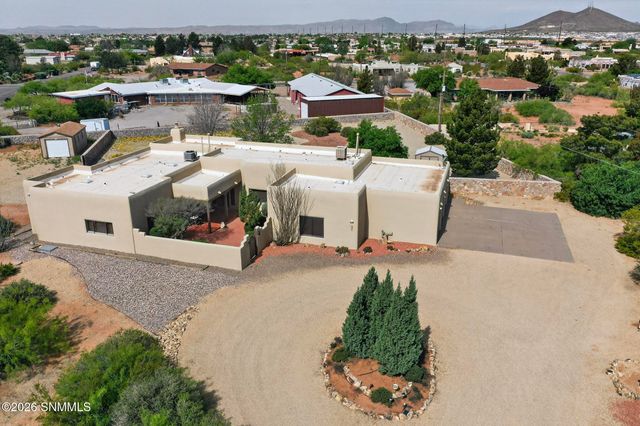 5875 N Jornada Road, Las Cruces, NM 88012