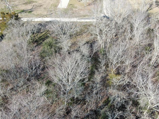 7603 Jordan Road, Hitchcock, TX 77563