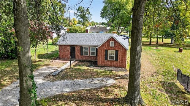 40 Irene Drive, Belleville, IL 62226