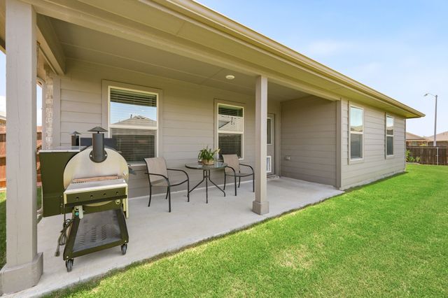 601 Emmons Creek Street, Justin, TX 76247