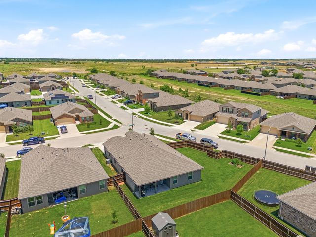 601 Emmons Creek Street, Justin, TX 76247