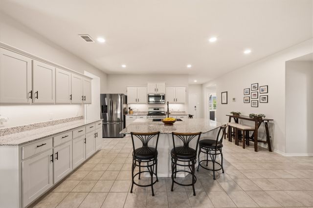 601 Emmons Creek Street, Justin, TX 76247