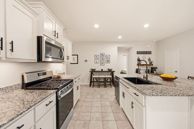 601 Emmons Creek Street, Justin, TX 76247