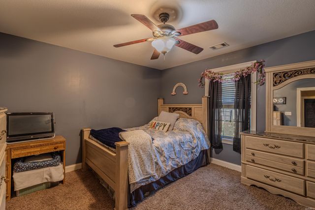 4701 S 28th, Paragould, AR 72450