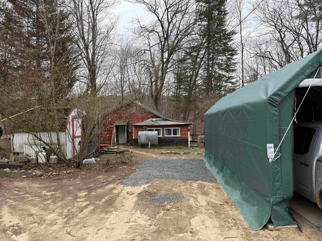 386 Straits Road, New Hampton, NH 03256