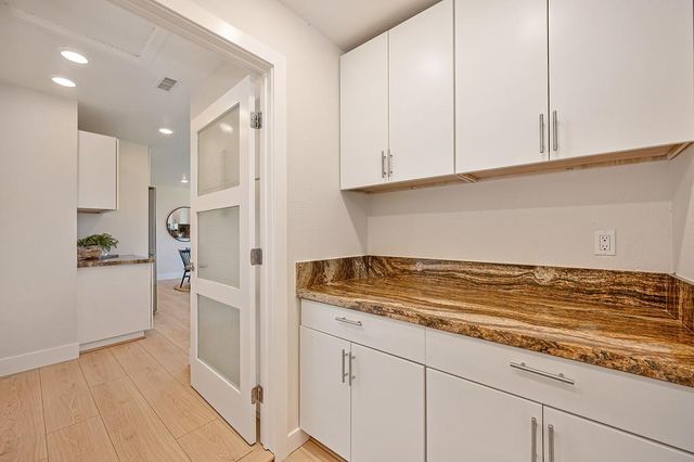 2495 Meadow Creek Rd, Lincoln, CA 95648
