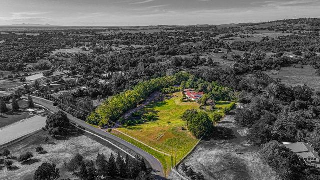 2495 Meadow Creek Rd, Lincoln, CA 95648