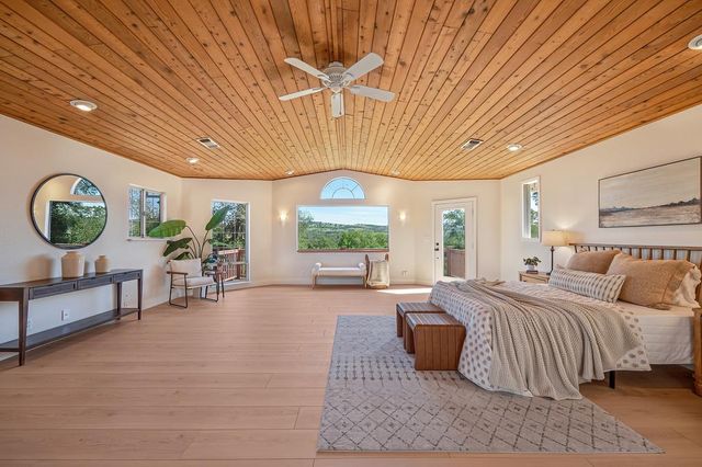 2495 Meadow Creek Rd, Lincoln, CA 95648