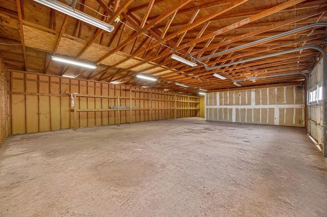 2495 Meadow Creek Rd, Lincoln, CA 95648
