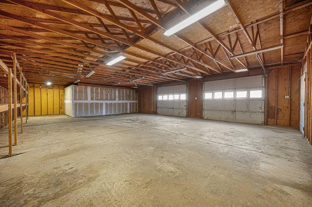 2495 Meadow Creek Rd, Lincoln, CA 95648