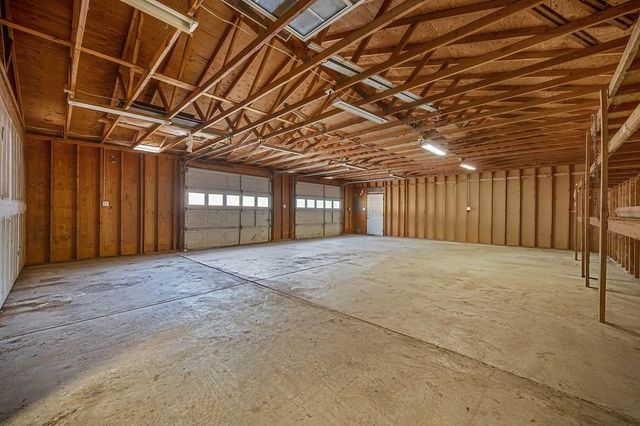 2495 Meadow Creek Rd, Lincoln, CA 95648