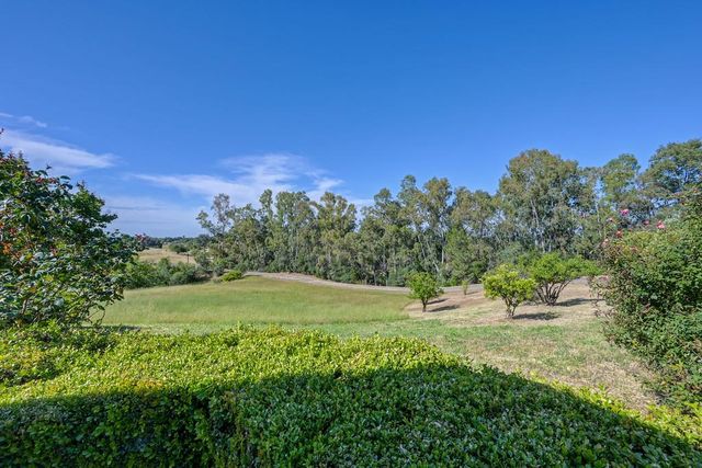 2495 Meadow Creek Rd, Lincoln, CA 95648