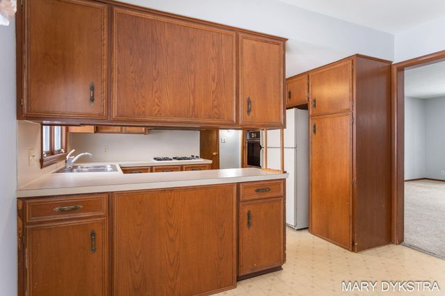 409 W Lakewood Boulevard, Holland, MI 49424