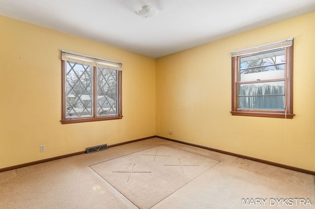 409 W Lakewood Boulevard, Holland, MI 49424