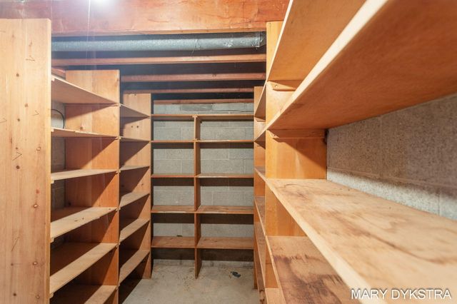 409 W Lakewood Boulevard, Holland, MI 49424