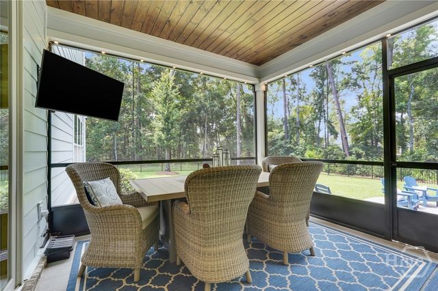 586 Enclave Drive, Richmond Hill, GA 31324