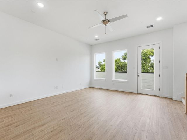 7453 Lasalette Street, Houston, TX 77021