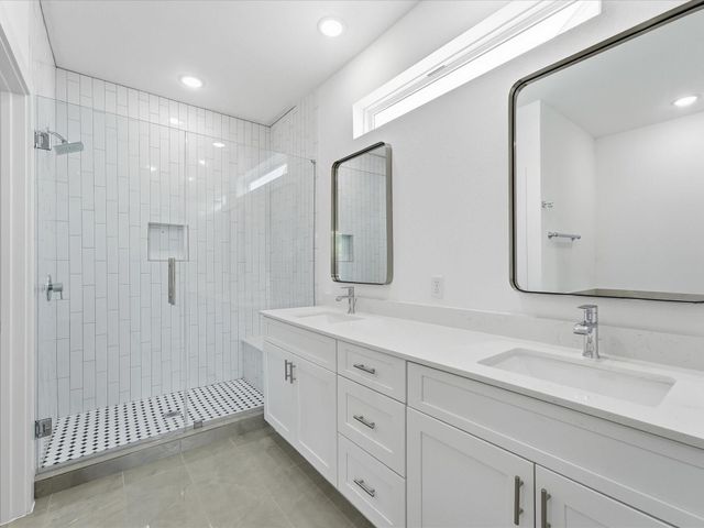 7453 Lasalette Street, Houston, TX 77021