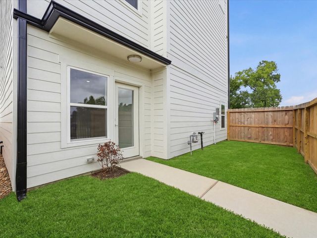 7453 Lasalette Street, Houston, TX 77021